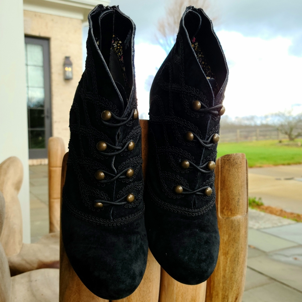 Seychelles Leather Booties